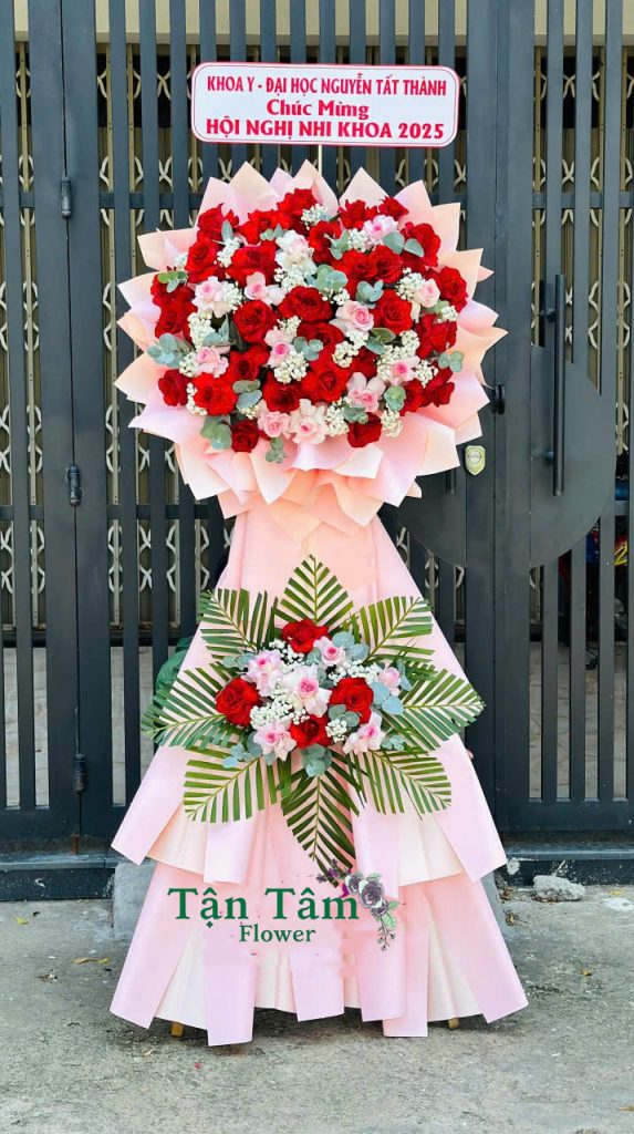 Kệ hoa KT Tận Tâm 023