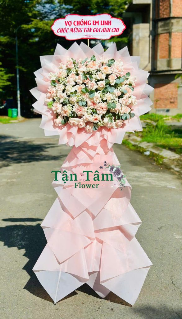 Kệ hoa KT Tận Tâm 012