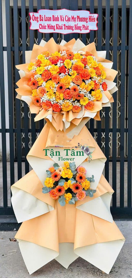 Kệ hoa KT Tận Tâm 018