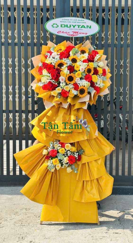 Kệ hoa KT Tận Tâm 010