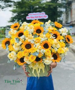 Giỏ hoa tươi Tận Tâm 017